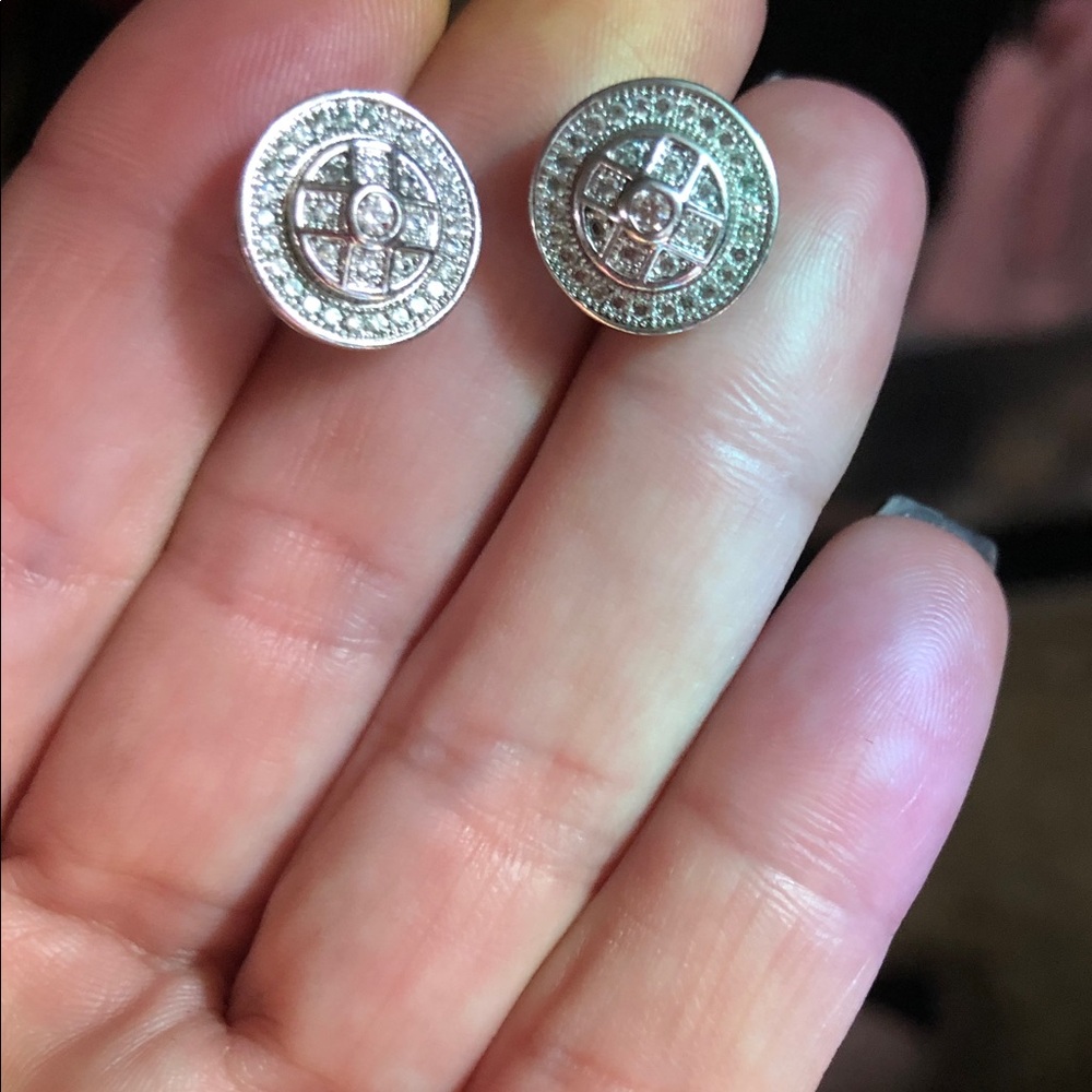 Silver tone Stud Earrings - Picture 2 of 7